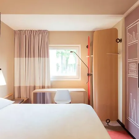 מלון Ibis Compiègne