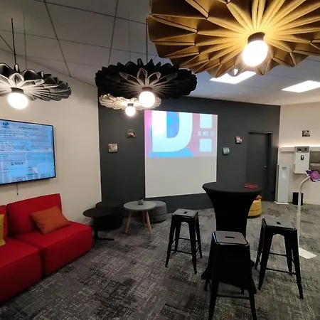 Ibis Hotel 3*
