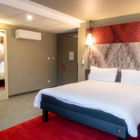 Ibis Hotel 3*