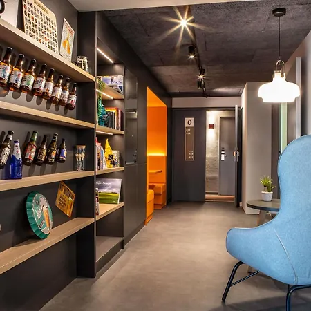 Ibis Hotel 3*