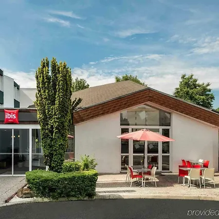 Отель Ibis 3*